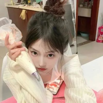 背鸭子的男孩